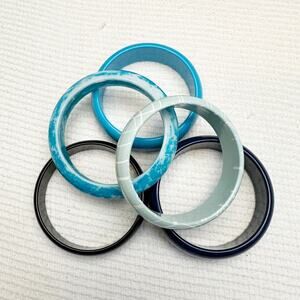 Vintage plastic 80's Bangle Bracelet Set